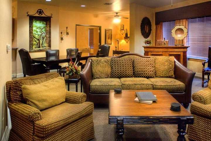Inn on Barons Creek