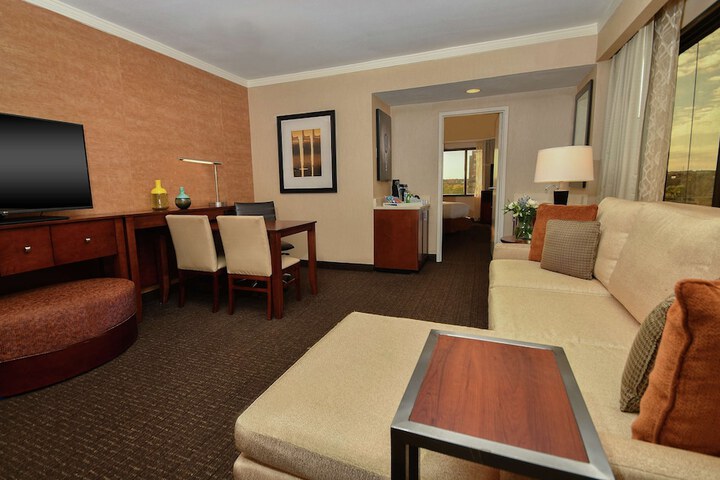 Room 43 of 103