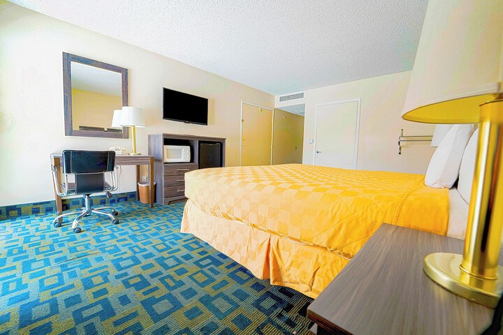 Room 75 of 96