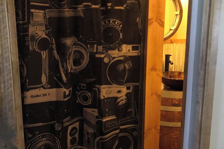 Room 31 of 63