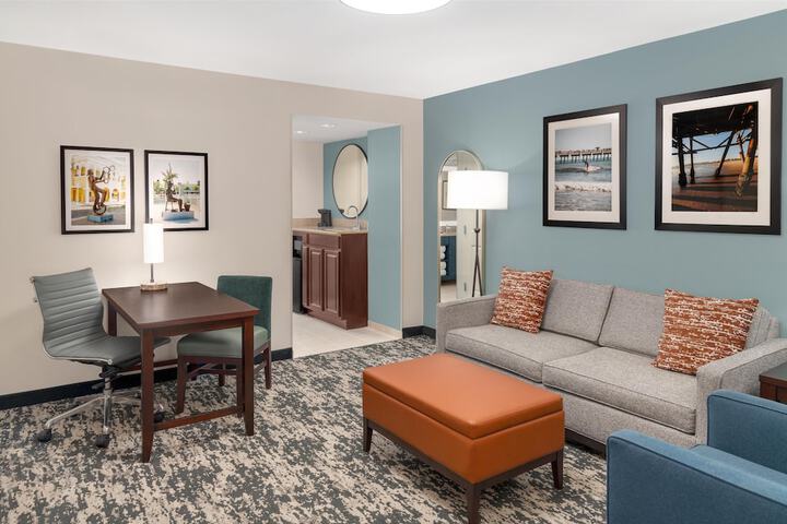 Embassy Suites by Hilton Fort Myers Estero