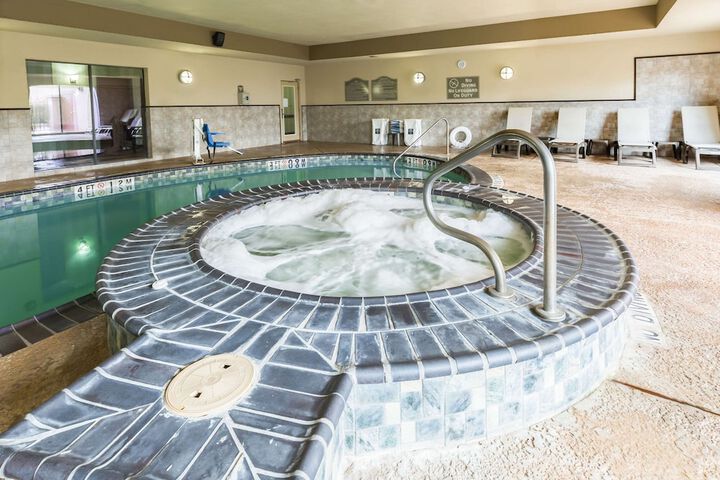 Pool 5 of 42