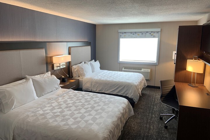 Room 11 of 70