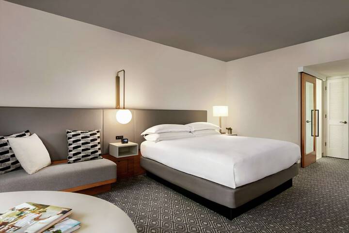 Room 54 of 105