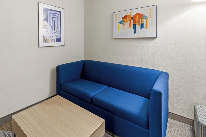 Holiday Inn Express & Suites Hebron - Cincinnati Airport by IHG