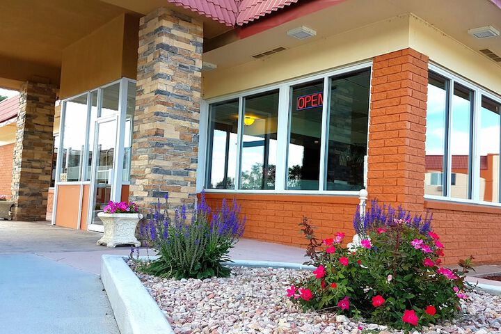 La Junta Inn