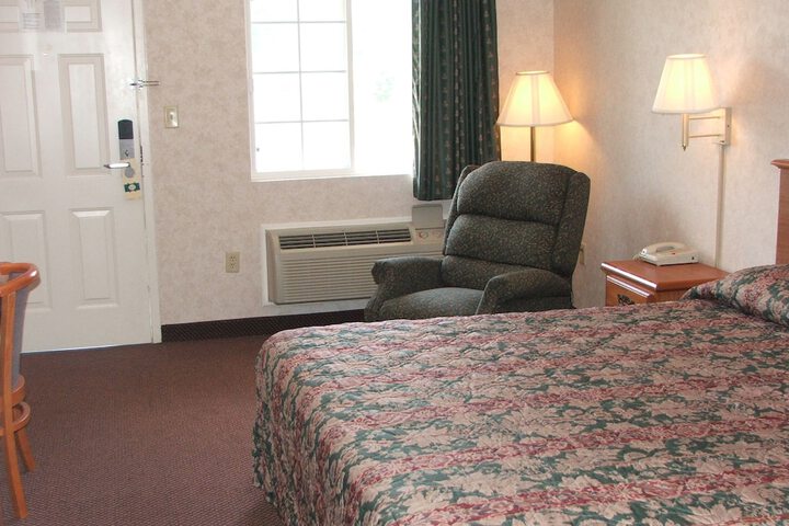 Room 5 of 7