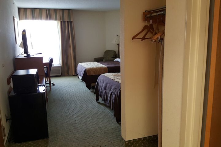 Room 20 of 35