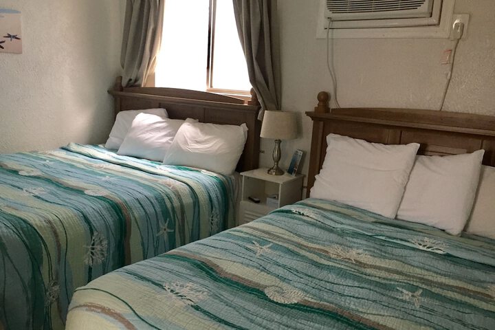 Room 25 of 46