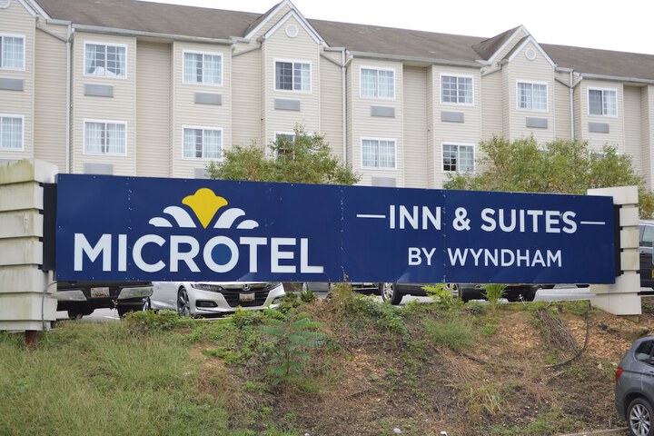 Hotel 3 of 49