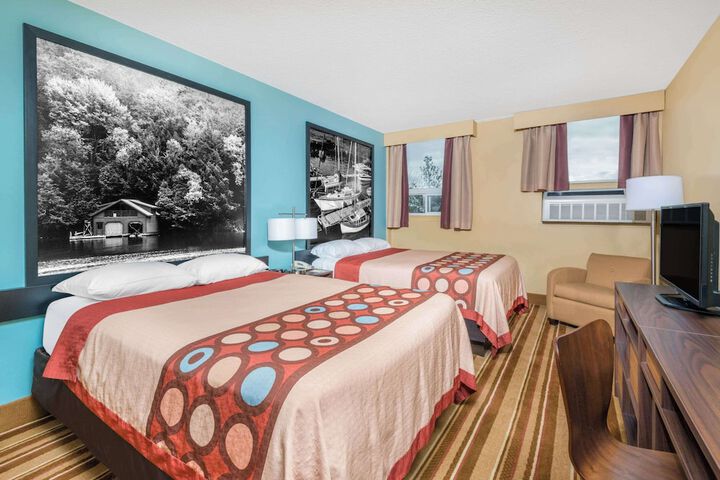 Room 26 of 32