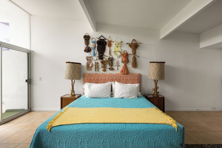 Room 62 of 104