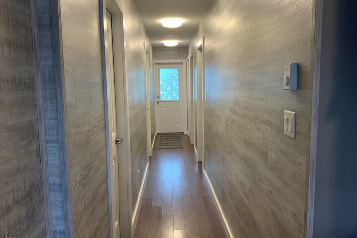 Room 30 of 38