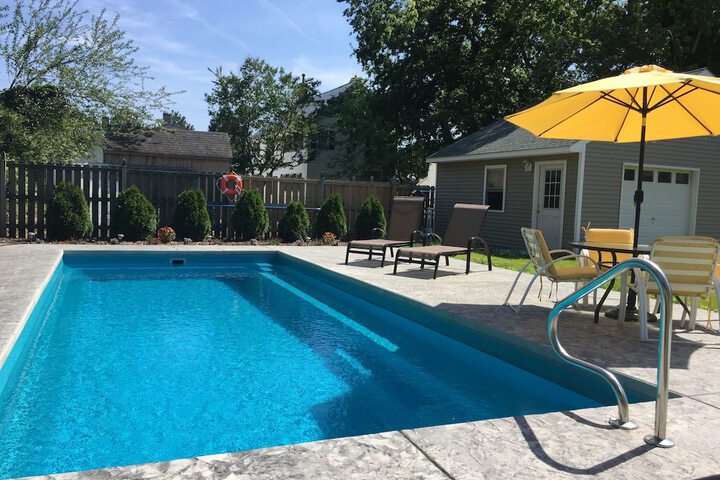 Pool 8 of 35