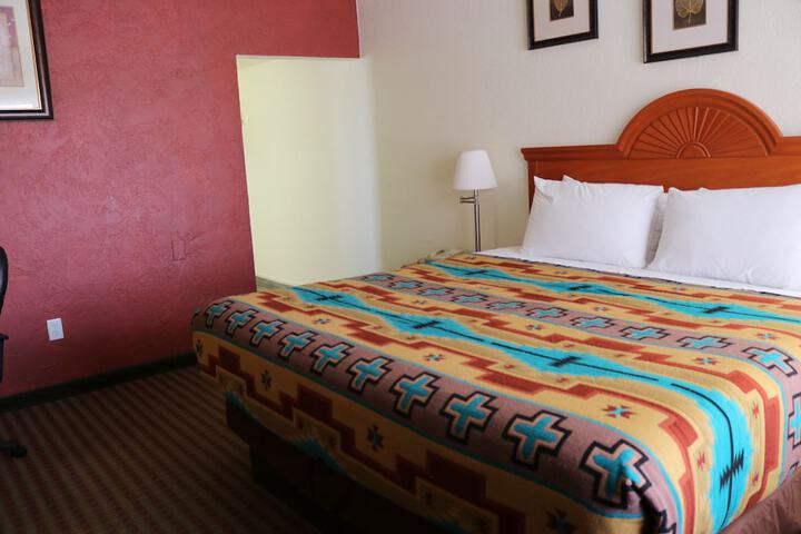 Room 16 of 42