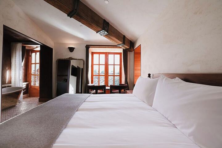 Surf Hotel & Chateau