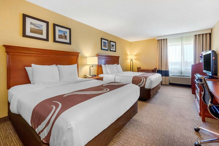 Room 10 of 26