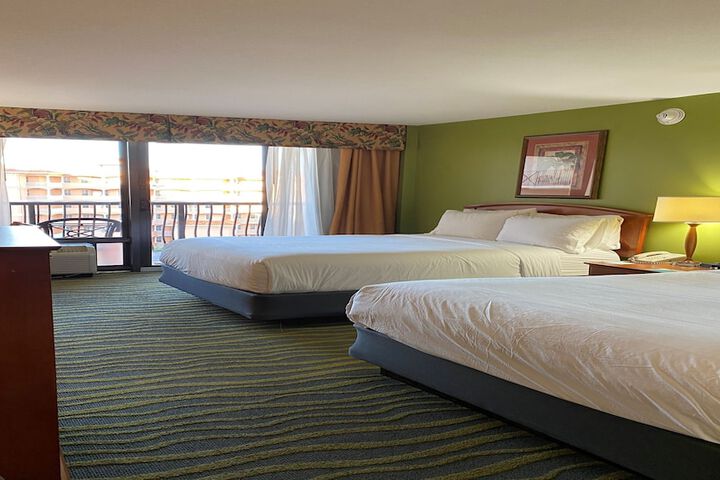 Room 50 of 108