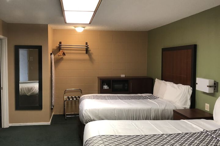 Room 27 of 57