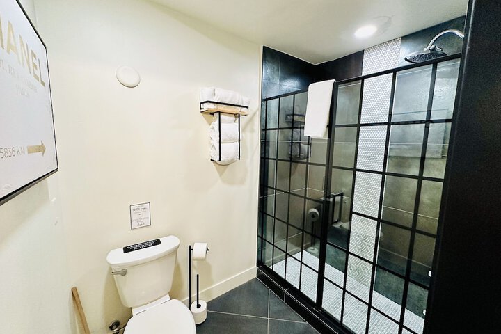 Room 72 of 120