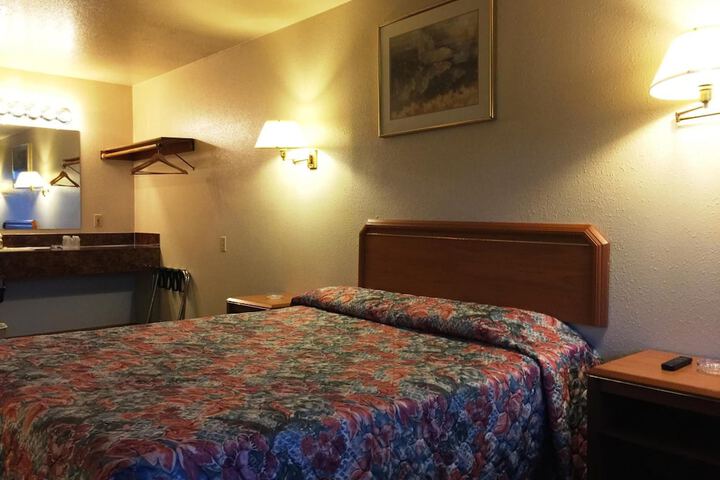 Milwaukie Inn Portland South