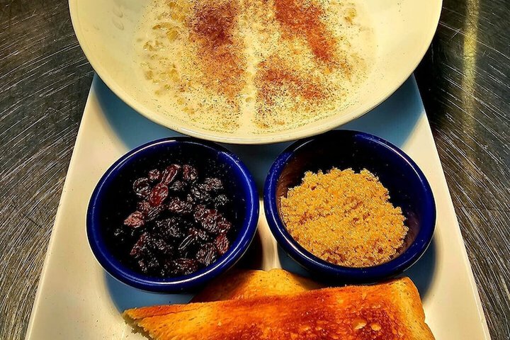 Breakfast/Coffee Service 82 of 173