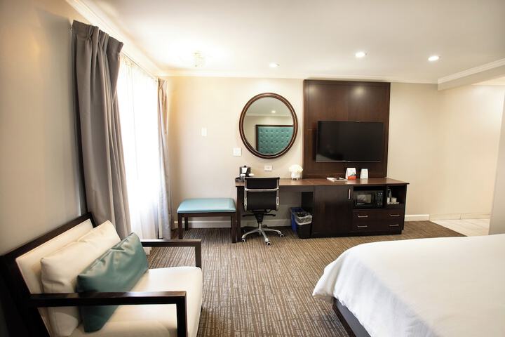Room 13 of 42