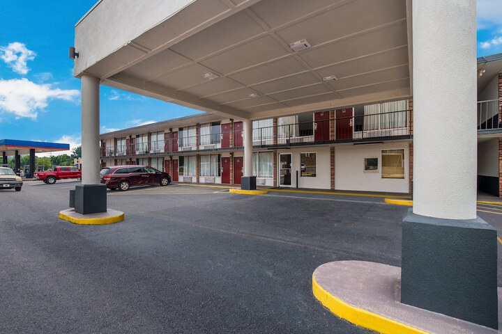 Hotel 9 of 32