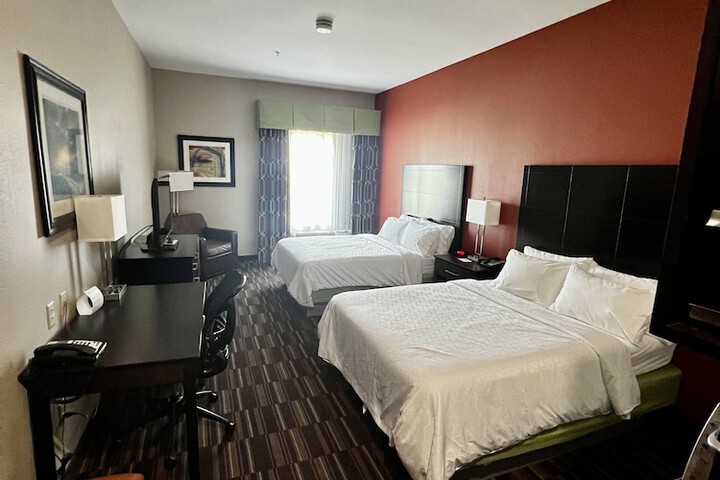 Room 11 of 52