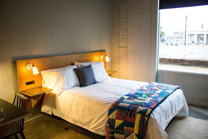 Room 13 of 52