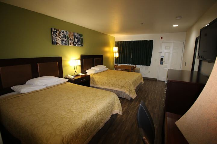 Room 18 of 24