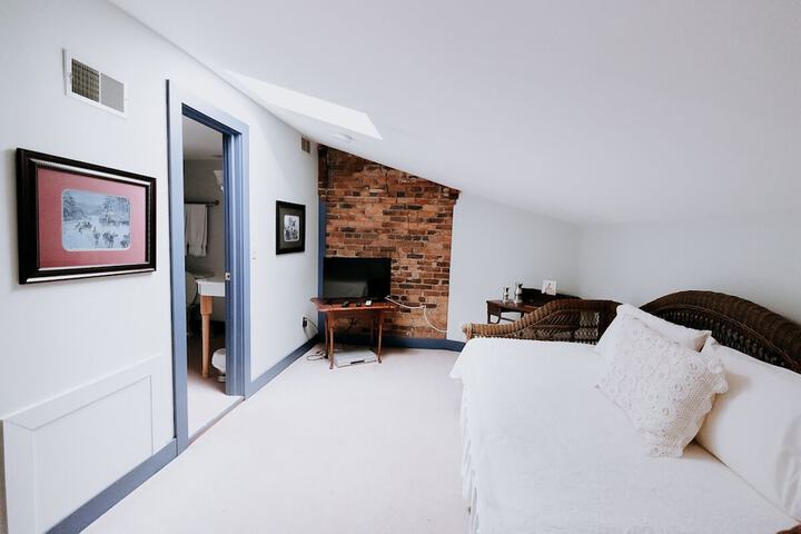 Room 20 of 29