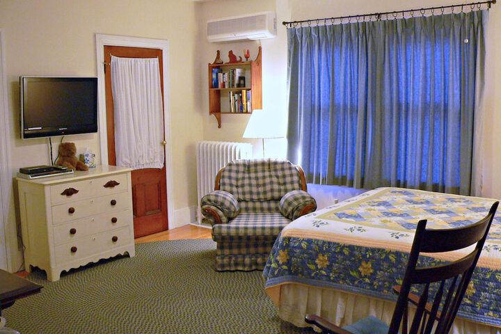 Room 15 of 43