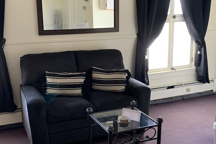 Room 41 of 71
