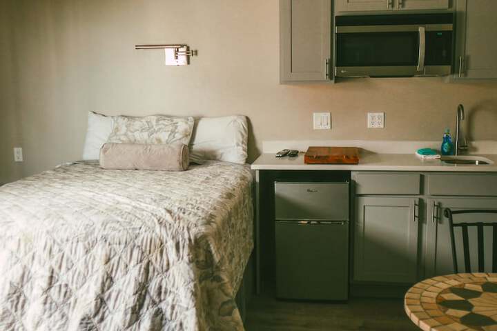 Room 113 of 124