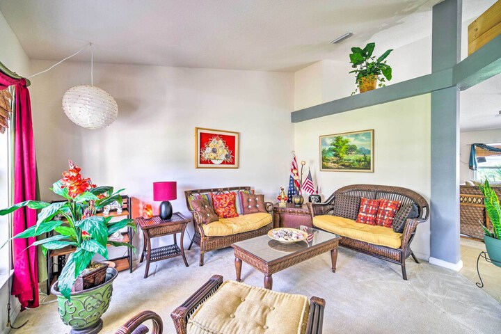 banzai Palm Bay Home Near Parks & Beaches!