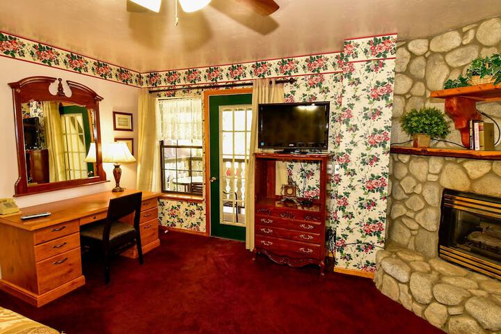 Room 99 of 143