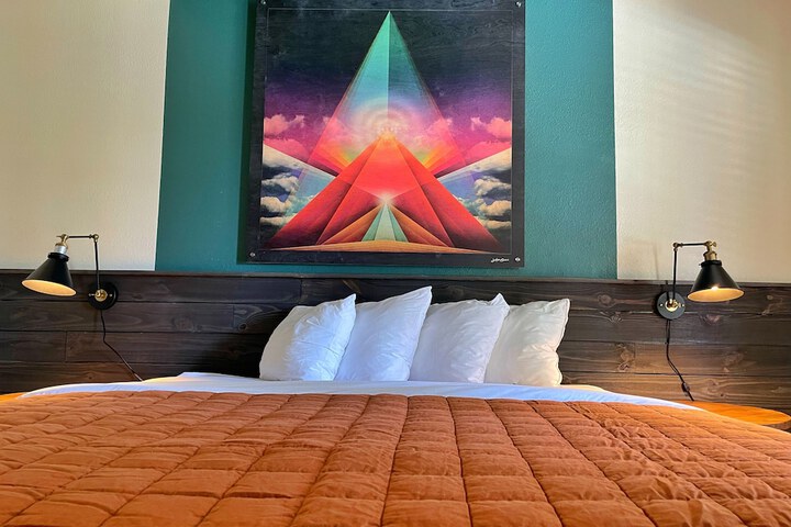 Room 55 of 93