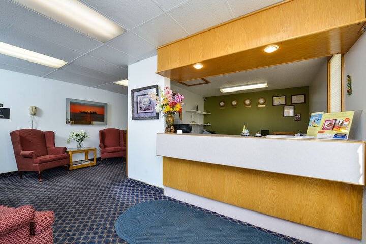 Hotel Interior 11 of 33