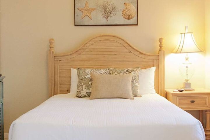 Room 43 of 172