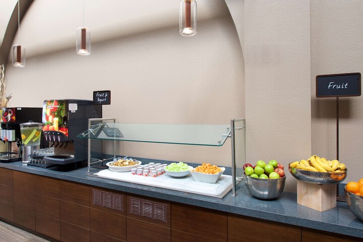 Embassy Suites by Hilton Seattle North Lynnwood