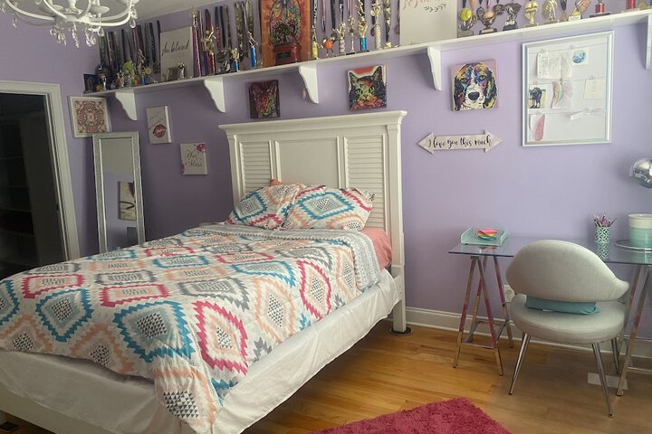 Room 63 of 77