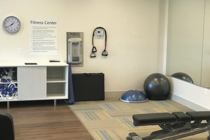 Holiday Inn Express & Suites Hannibal - Medical Center by IHG