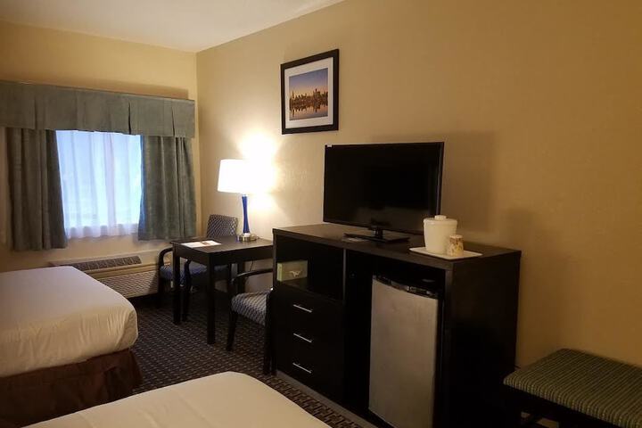 Room 18 of 49