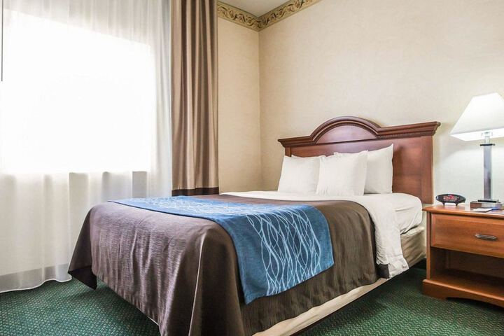 Room 32 of 56