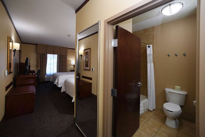 Room 64 of 123