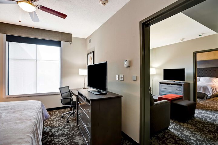 Room 16 of 39