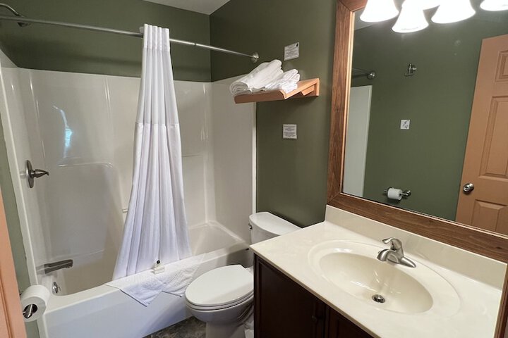 Room 16 of 36