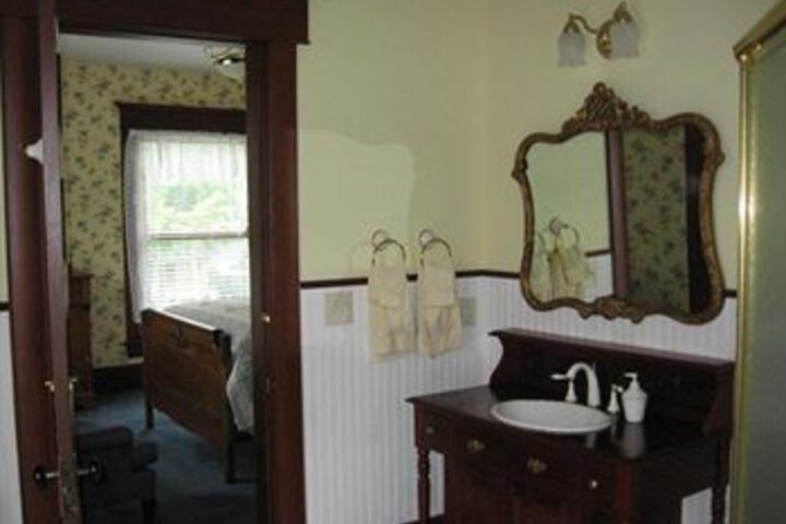 Covington Manor