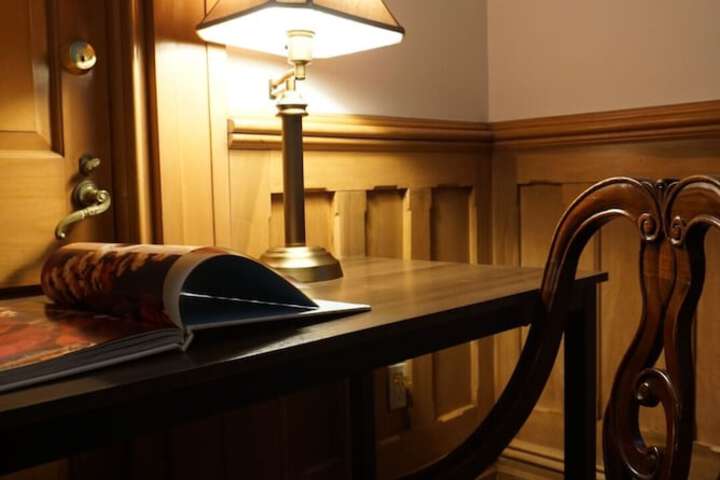 Room 14 of 26
